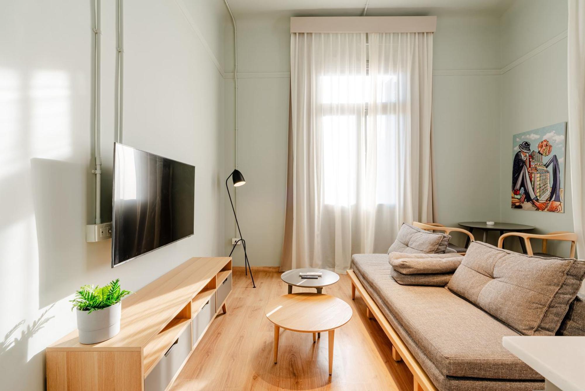 Grey L Studio Apartments Downtown Alexandria Menasce House Exteriör bild
