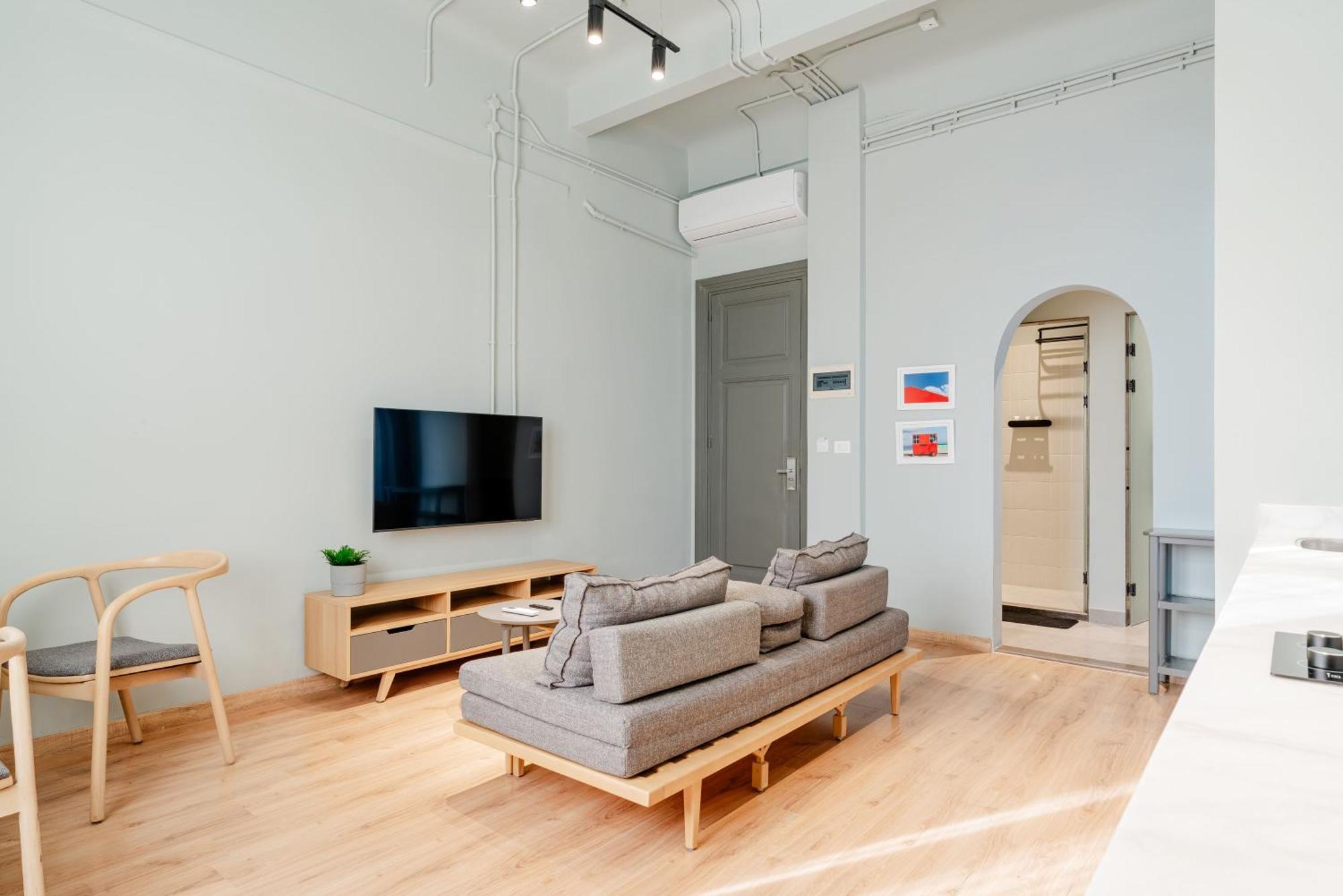 Grey L Studio Apartments Downtown Alexandria Menasce House Exteriör bild