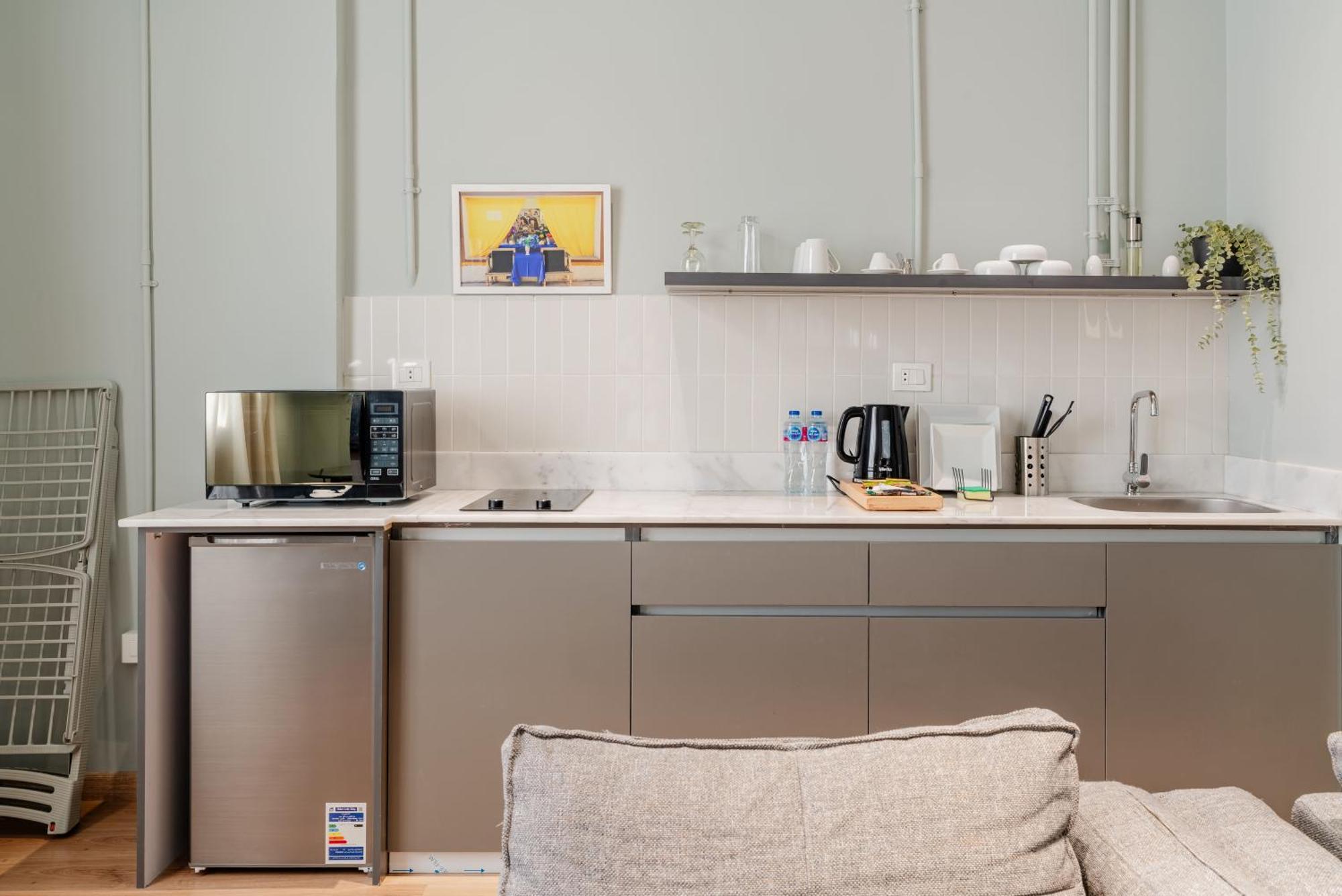 Grey L Studio Apartments Downtown Alexandria Menasce House Exteriör bild