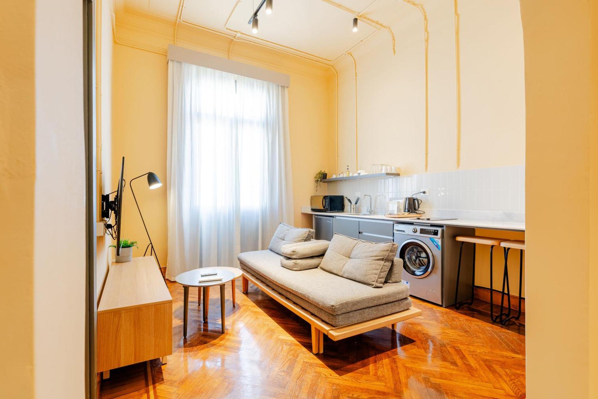 Grey L Studio Apartments Downtown Alexandria Menasce House Exteriör bild